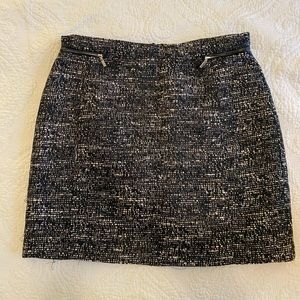 Wool textured mini skirt with zipper detail